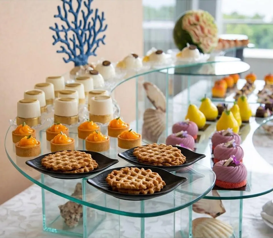 Buffet di dolci decorato con corallo blu